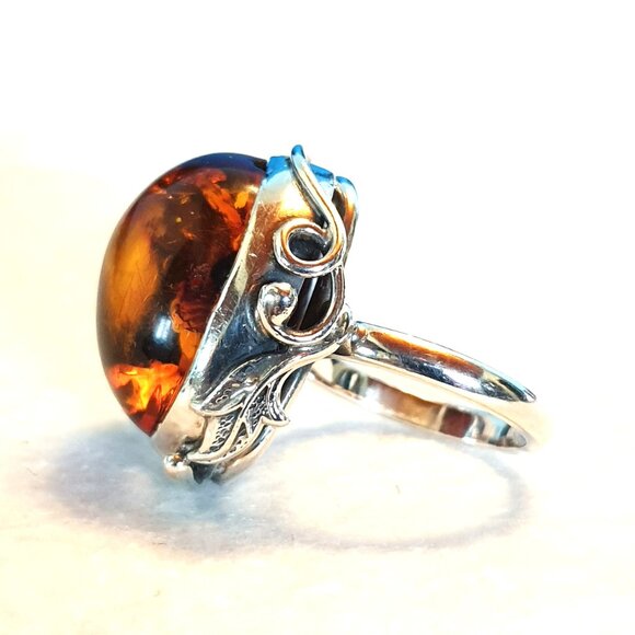Vintage Cognac Baltic Amber Sterling Silver Art Nouveau–Inspired Floral Ring - Picture 9 of 16